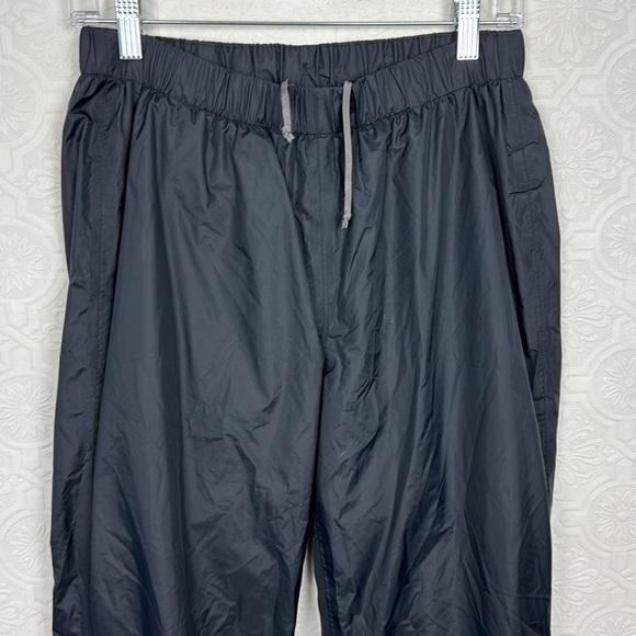 Columbia 100% Nylon Pants Outdoors Swishy Track Snow Rain Hiking Black Weather - Picture 2 of 8